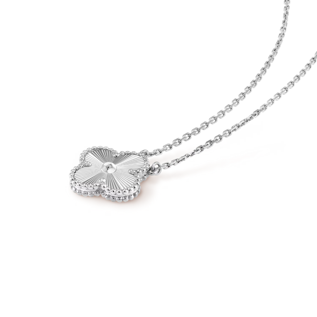 CLOVER | Collar de Plata