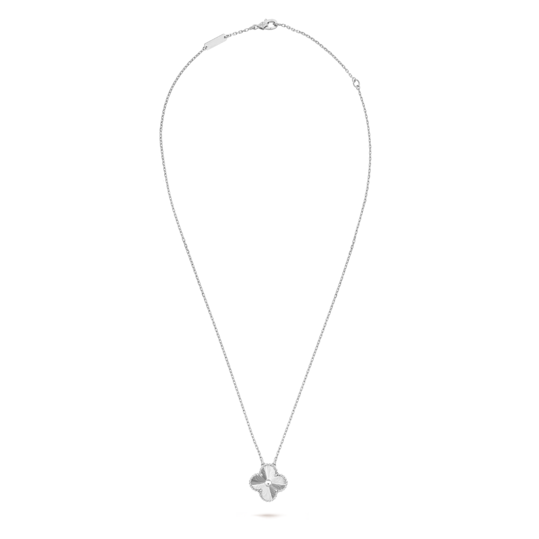 CLOVER | Collar de Plata