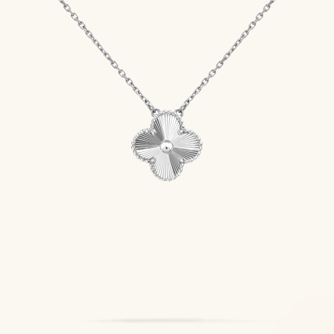 CLOVER | Collar de Plata